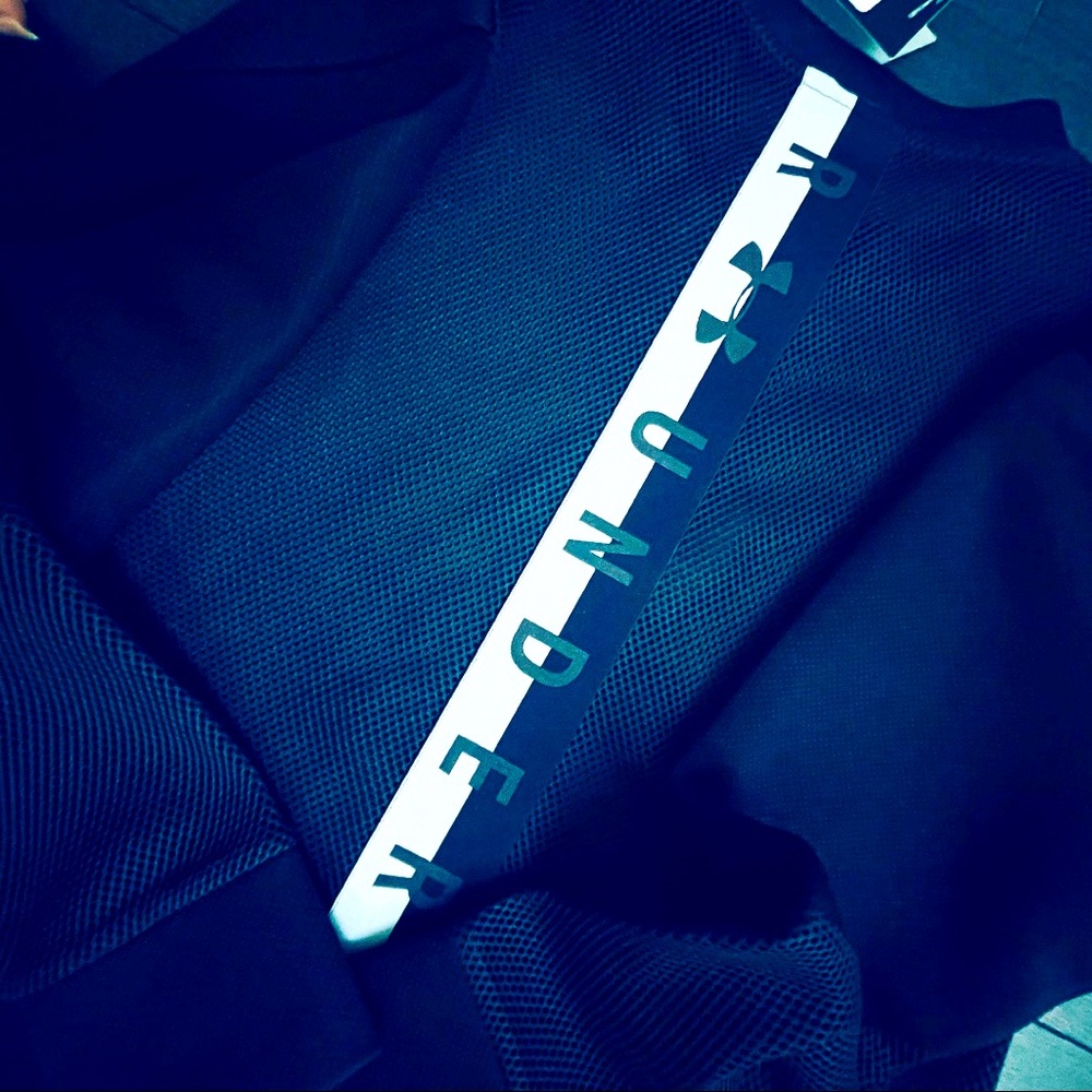 Under Armour Mesh Gym Casual Sweater